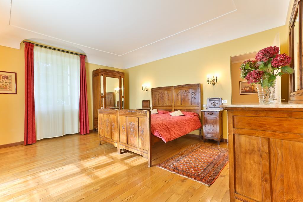 Santa Brigida Bed and Breakfast Πινερόλο Δωμάτιο φωτογραφία